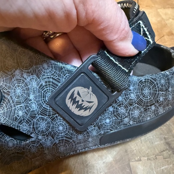 Disney Jack Skellington nightmare before Christmas clogs sandals men’s 13 47 - Picture 4 of 16